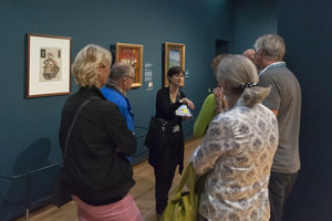 Photo of a Guided Tour in the museum. Photo: Jan-Kees Steenman