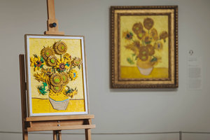 LEGO Art Sunflowers next to Van Gogh's painting