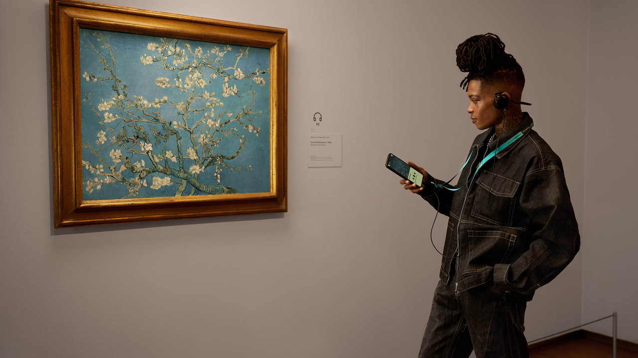 Samsung and the Van Gogh Museum Unlock a Three-Year Partnership