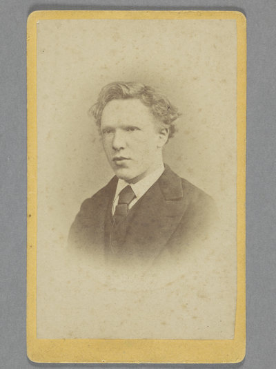 Vincent van Gogh (1853-1890) op 19-jarige leeftijd, Van Gogh Museum, (Vincent van Gogh Stichting)