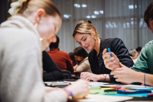 Drawing in the Open Studio at the Van Gogh Museum. Photo: Jelle draper