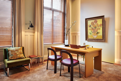 De L’Europe Van Gogh Museum suite