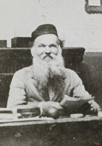 Archieffoto van Joseph Roulin op 60 of 61-jarige leeftijd,  c.1902