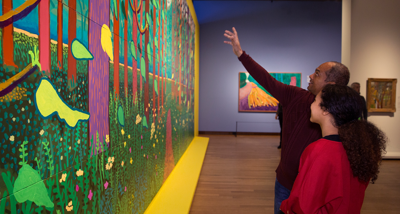 Bezoekers Van Gogh Museum tentoonstelling Hockney