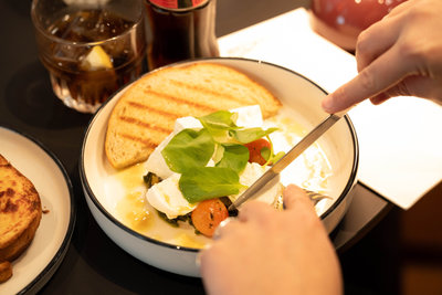 Een lunchmaaltijd in Bistro Vincent van het Van Gogh Museum