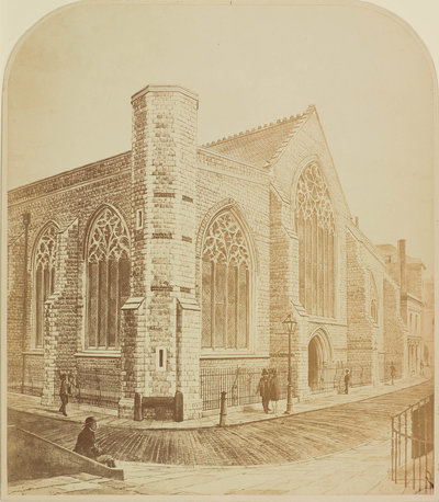 Anoniem, View of Austin Friars from the north west, c. 1865, foto naar een tekening, 30 x 26 cm, The London Archives (City of London Corporation)